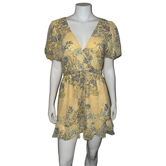 Speechless Juniors Yellow & Blue Floral-Print Puff-Sleeve Dress Large NWT - Picture 4 of 11
